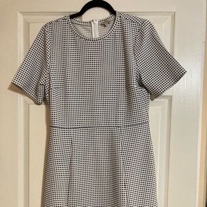 Structured shift dress